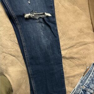 Women’s Old Navy jeans size 14 skinny